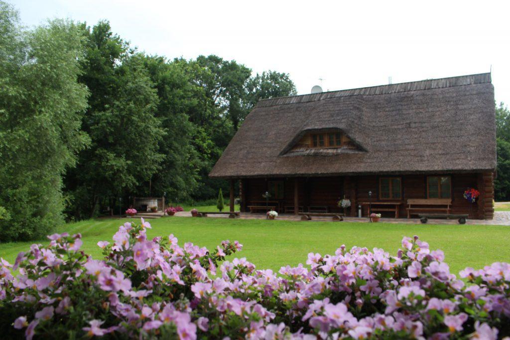 Viesu Nams Barzi Hotel Tinuzi Exterior foto